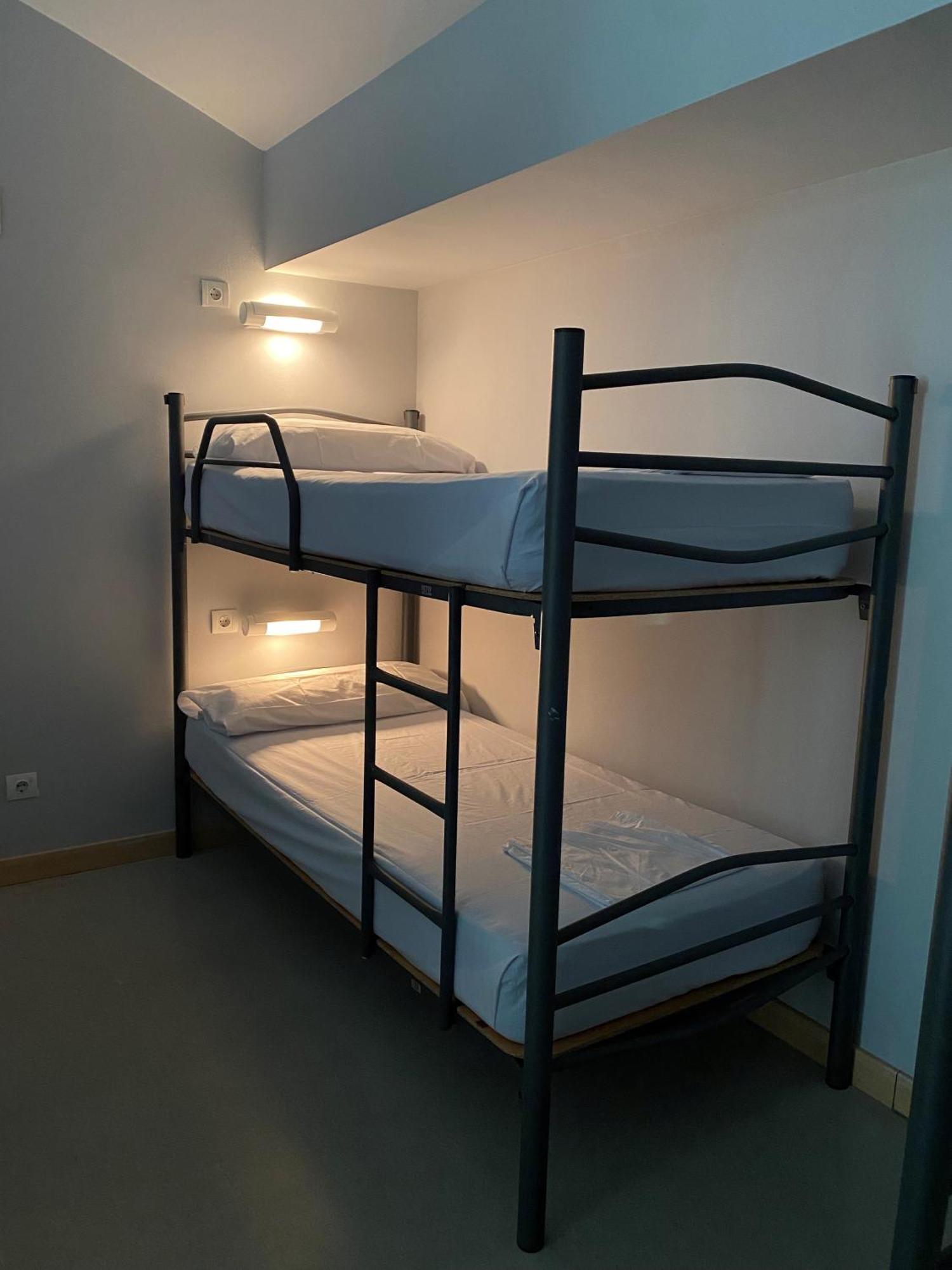 Albergue De Villava Zewnętrze zdjęcie