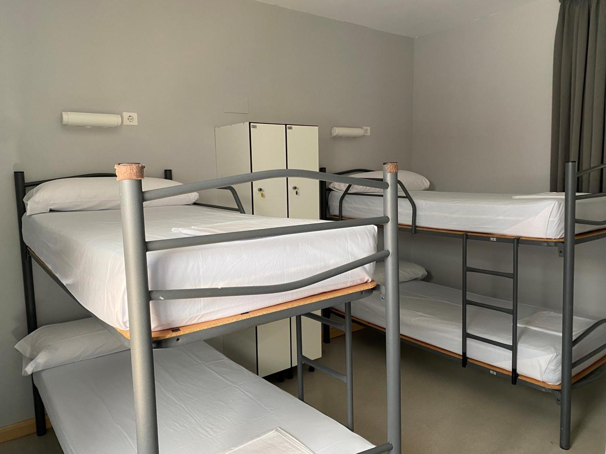 Albergue De Villava Zewnętrze zdjęcie